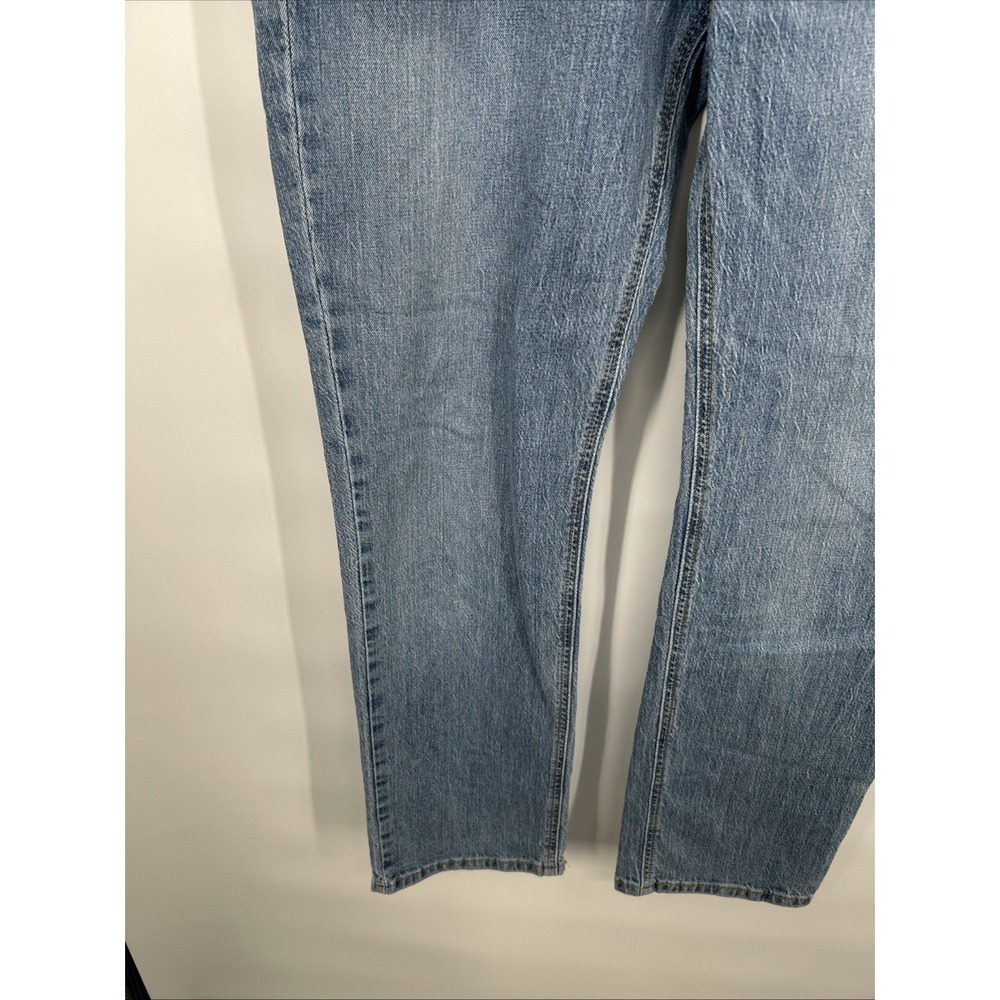 Levis 541 Athletic Taper Light Wash Blue Denim Jeans Mens 34x30 18181-0667 - Picture 4 of 14